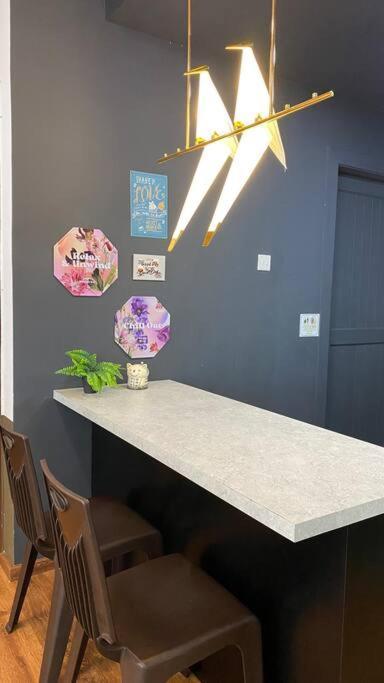 8Pax Cozy Home Stay Jazz Suites 1 Vivacity Kuching Sarawak 3Br Extérieur photo