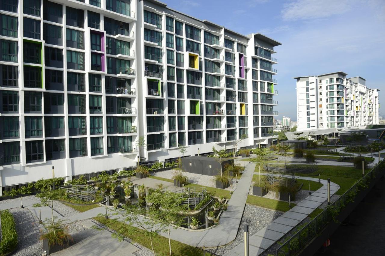 8Pax Cozy Home Stay Jazz Suites 1 Vivacity Kuching Sarawak 3Br Extérieur photo