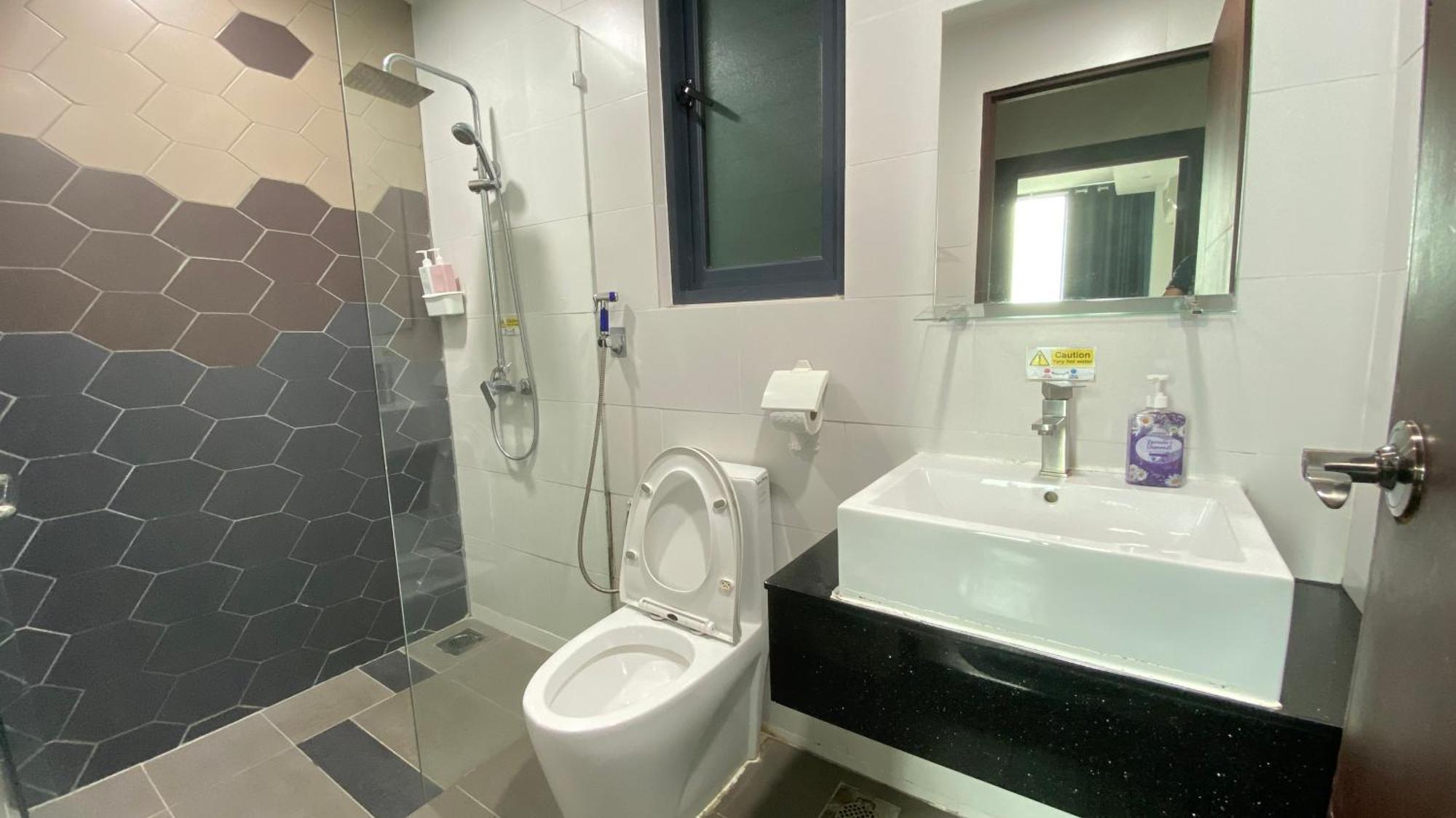 8Pax Cozy Home Stay Jazz Suites 1 Vivacity Kuching Sarawak 3Br Extérieur photo